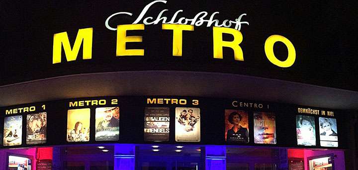 Das metro-Kino im Schloßhof