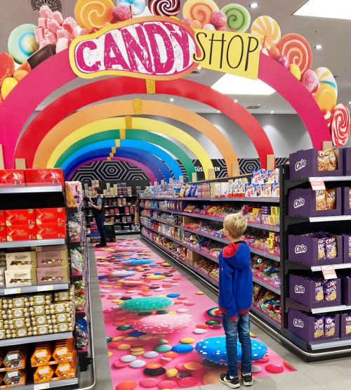 Große Auswahl an Süßigkeiten im Candy Shop