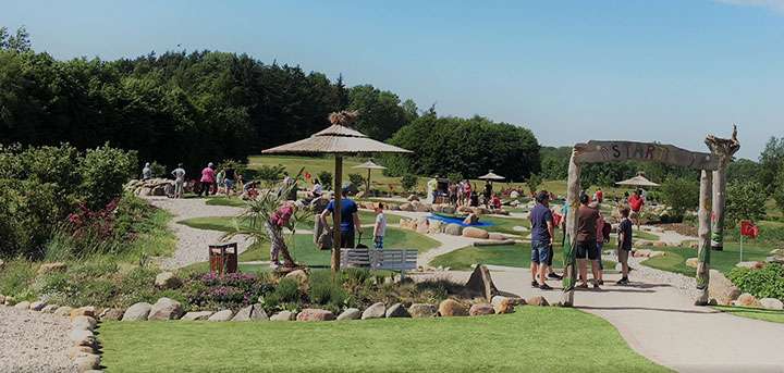 Adventure Golf