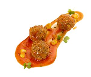 Rinderhackbällchen in Tomatensauce